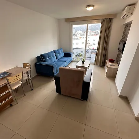 Apartment Kyrenia Center, 2 Bedroom, 1 Living Room, Residential