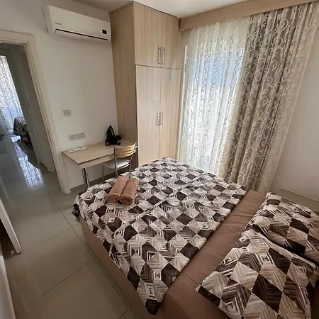 Apartment Kyrenia Center, 2 Bedroom, 1 Living Room, Residential Kyrenia (Northern Cyprus)