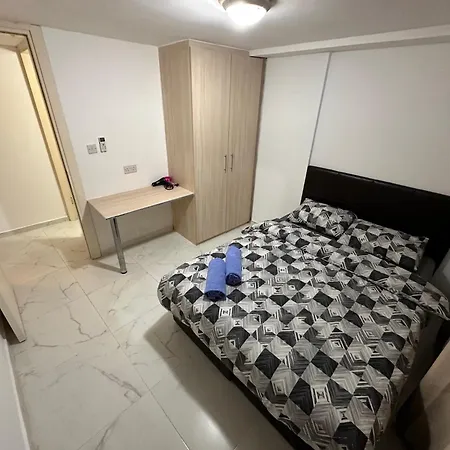 Kyrenia Center, 2 Bedroom, 1 Living Room, Residential