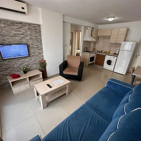 Apartment Kyrenia Center, 2 Bedroom, 1 Living Room, Residential