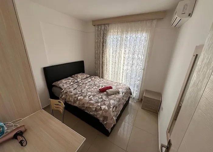 Appartamento Kyrenia Center, 2 Bedroom, 1 Living Room, Residential *