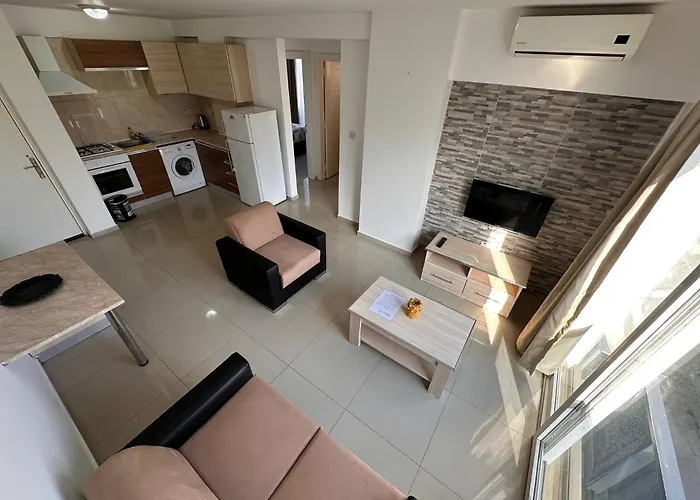 Kyrenia Center, 2 Bedroom, 1 Living Room, Residential Appartamento Kyrenia (Northern Cyprus)