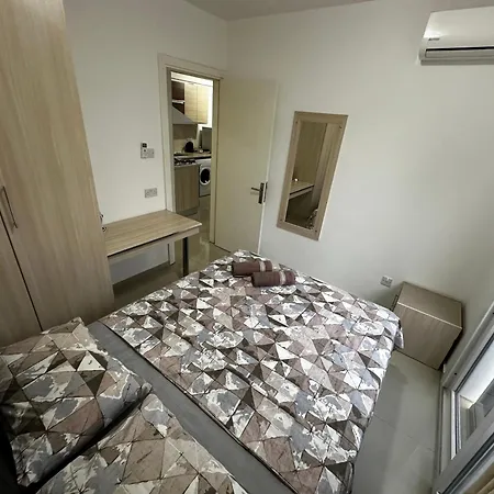 Kyrenia Center, 2 Bedroom, 1 Living Room, Residential * Cirénia