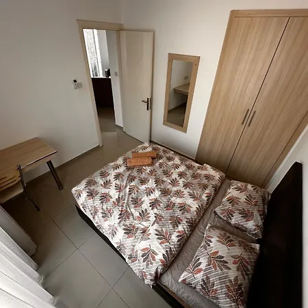 Kyrenia Center, 2 Bedroom, 1 Living Room, Residential * Cirénia